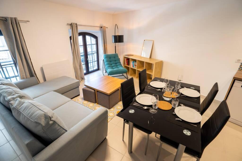 La Veilleuse - Appartement Au Coeur Du Centre Ville 里摩日 外观 照片